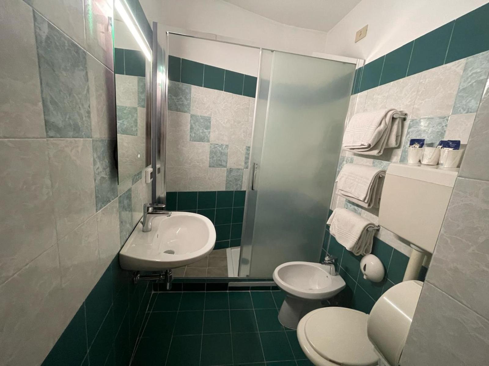 Hotel Cortese Палермо Екстериор снимка