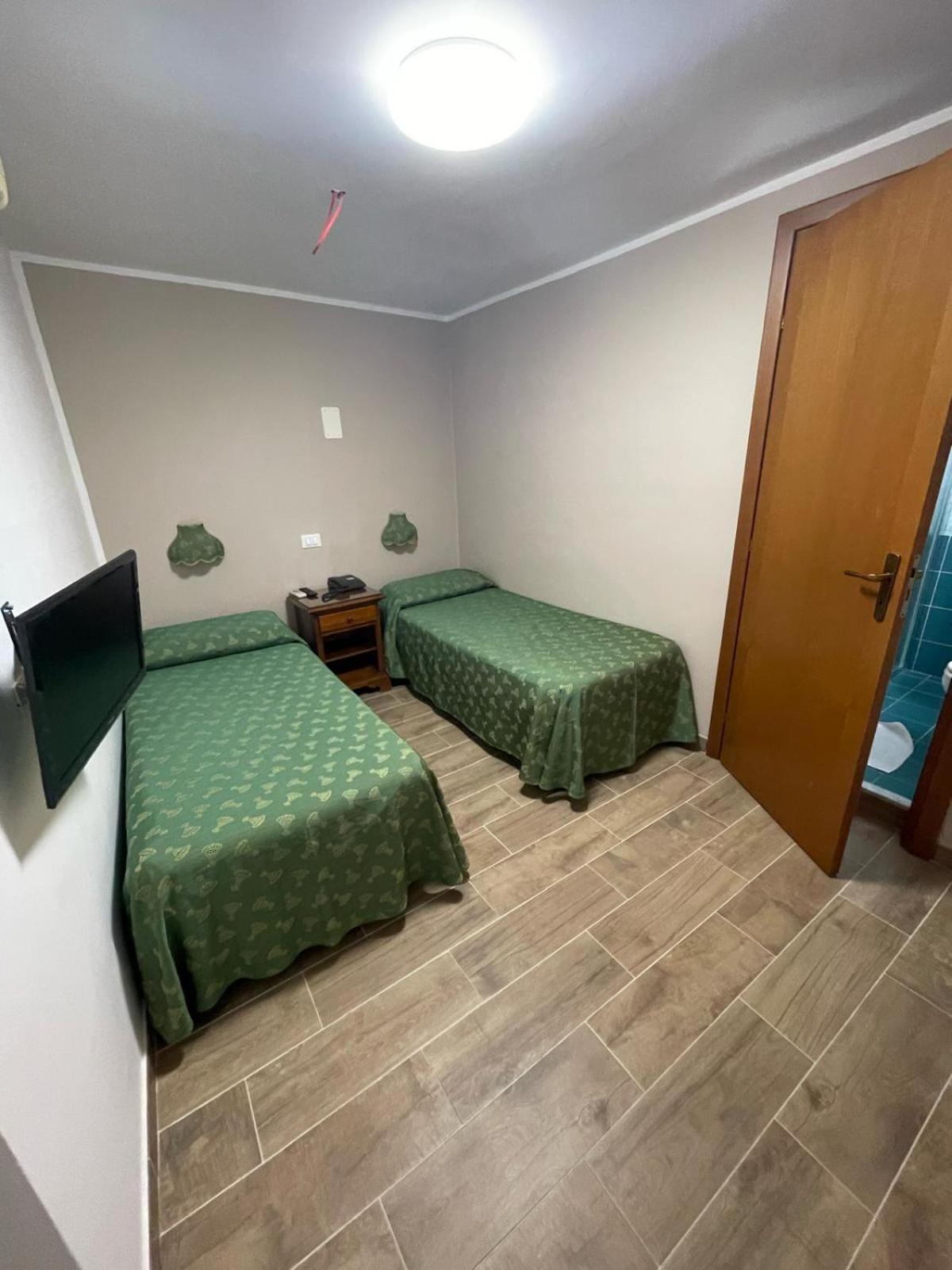 Hotel Cortese Палермо Екстериор снимка