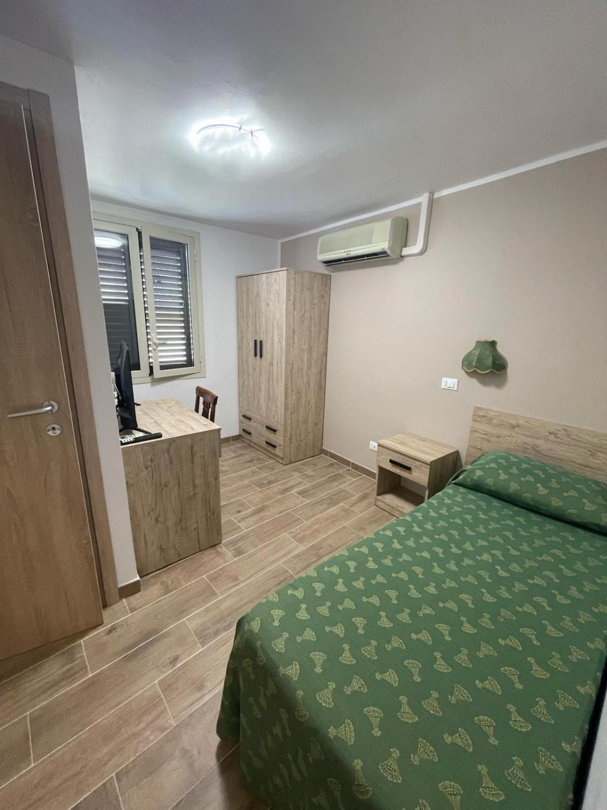 Hotel Cortese Палермо Екстериор снимка