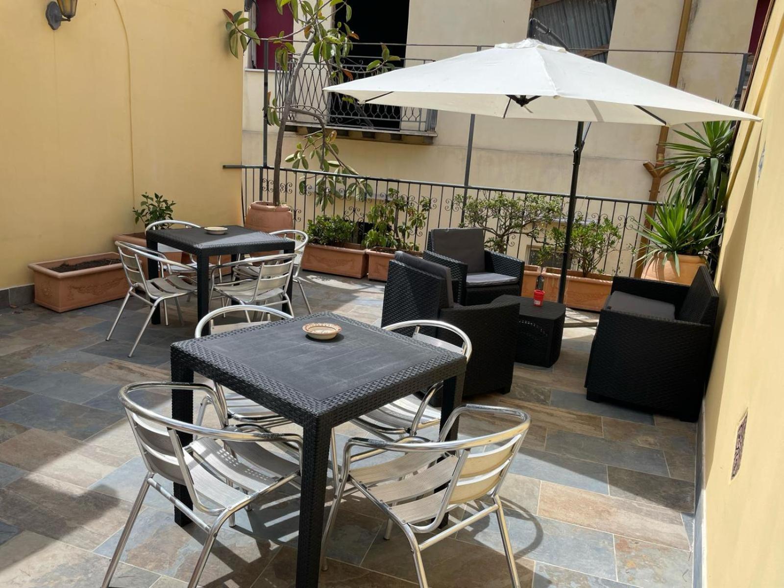 Hotel Cortese Палермо Екстериор снимка
