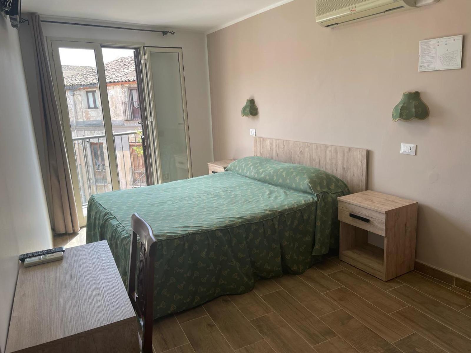 Hotel Cortese Палермо Екстериор снимка