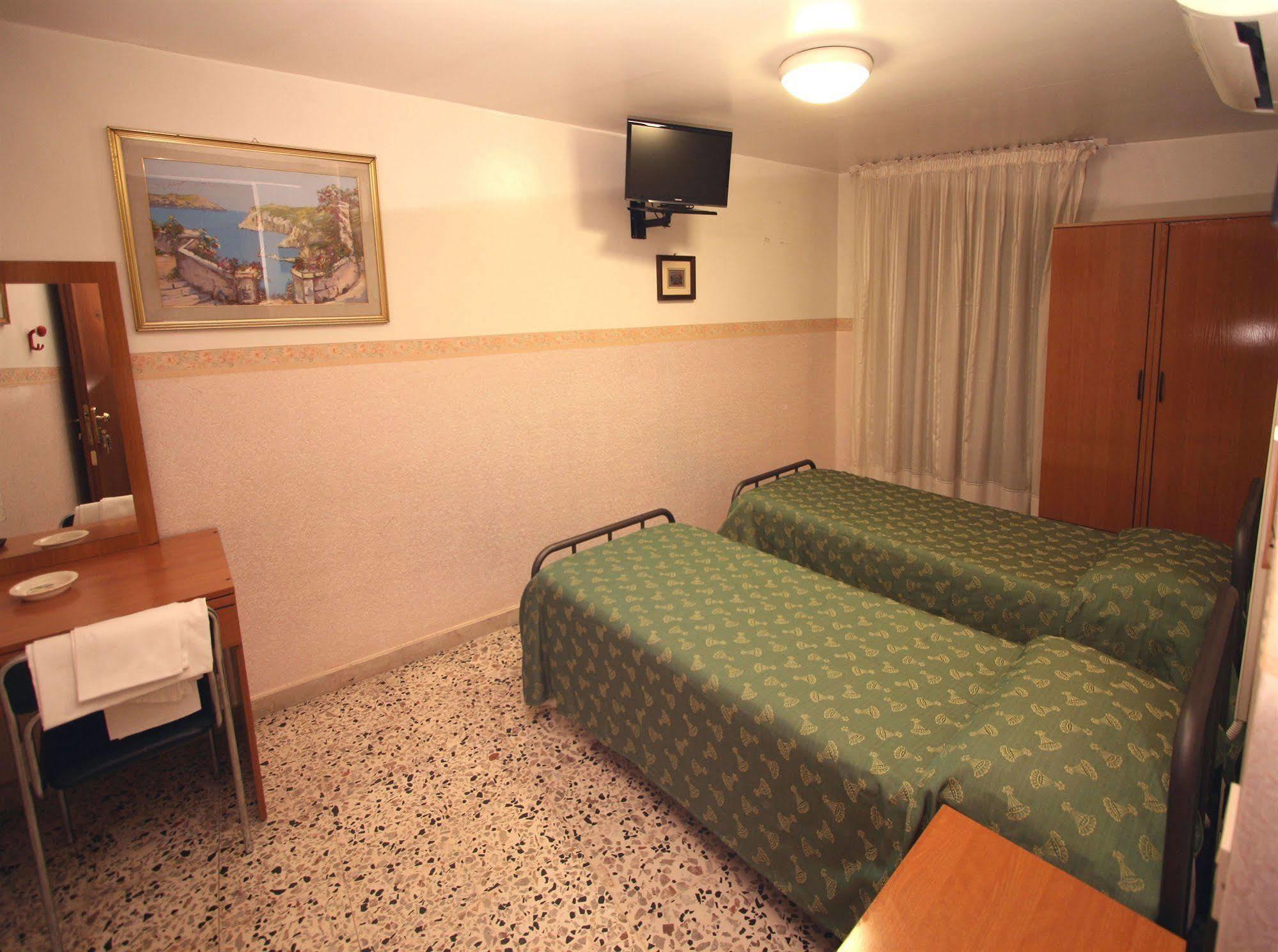 Hotel Cortese Палермо Екстериор снимка