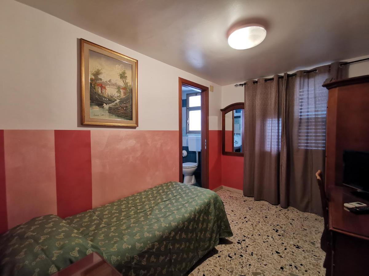 Hotel Cortese Палермо Екстериор снимка