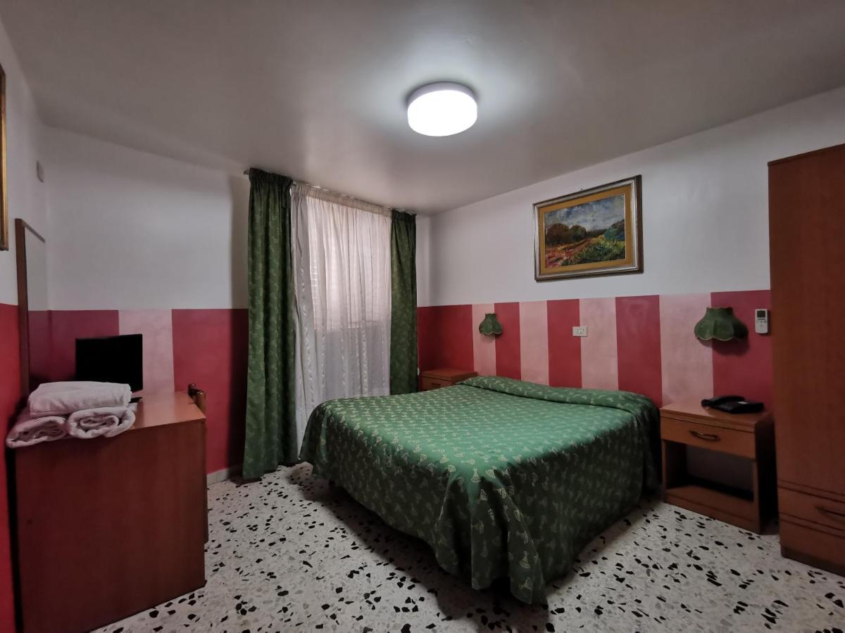 Hotel Cortese Палермо Екстериор снимка
