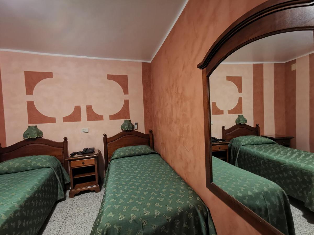 Hotel Cortese Палермо Екстериор снимка